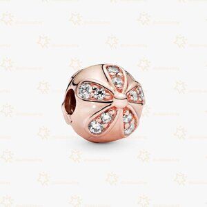 Pandora Sparkling Daisy Flower Clip Charm
